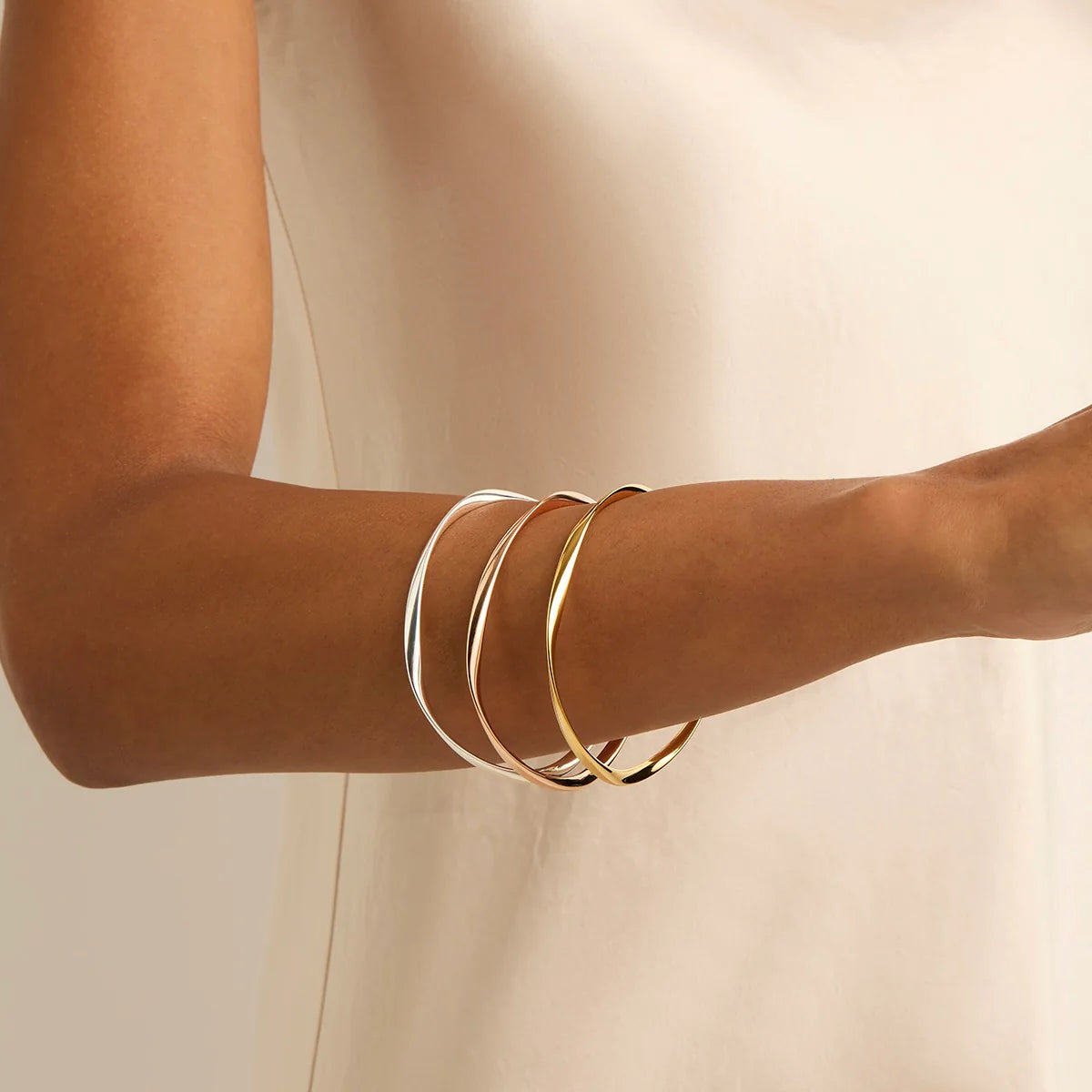 Garden of Eden Bangle 14k Gold Plate