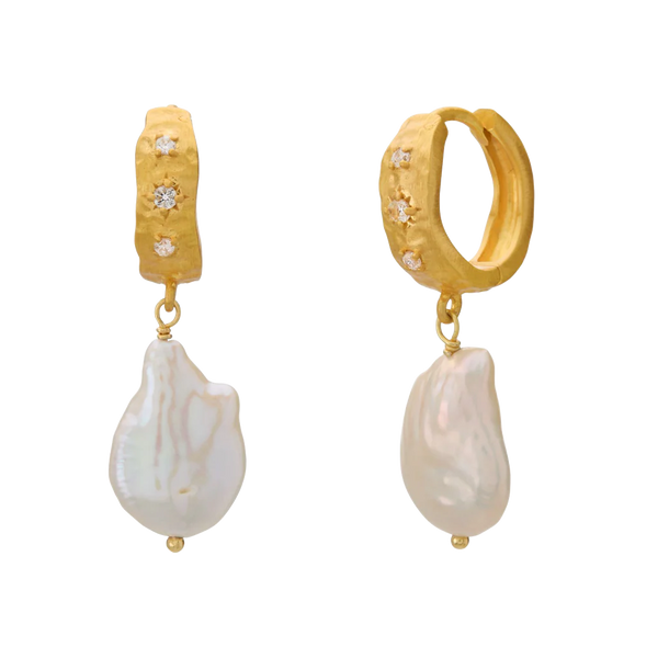 Cosmic Love Medium With Pearls 18KT YG plate