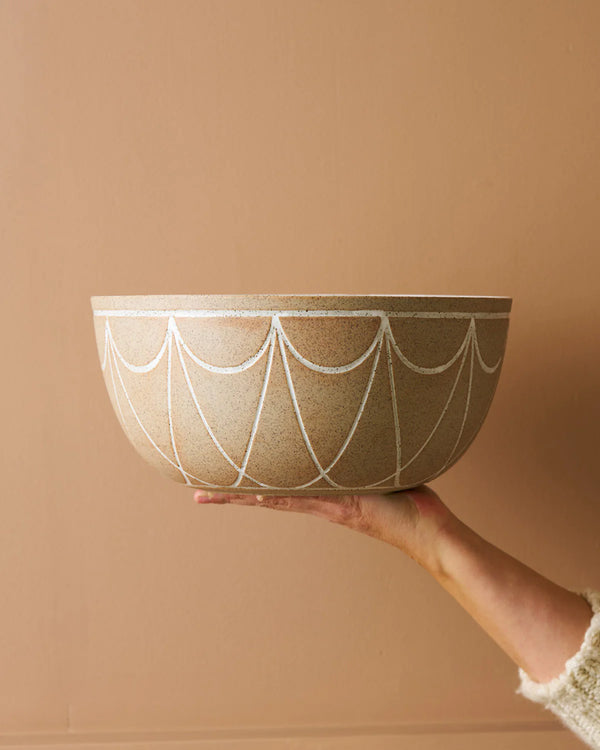 Robert Gordon LG Bowl w/Etching