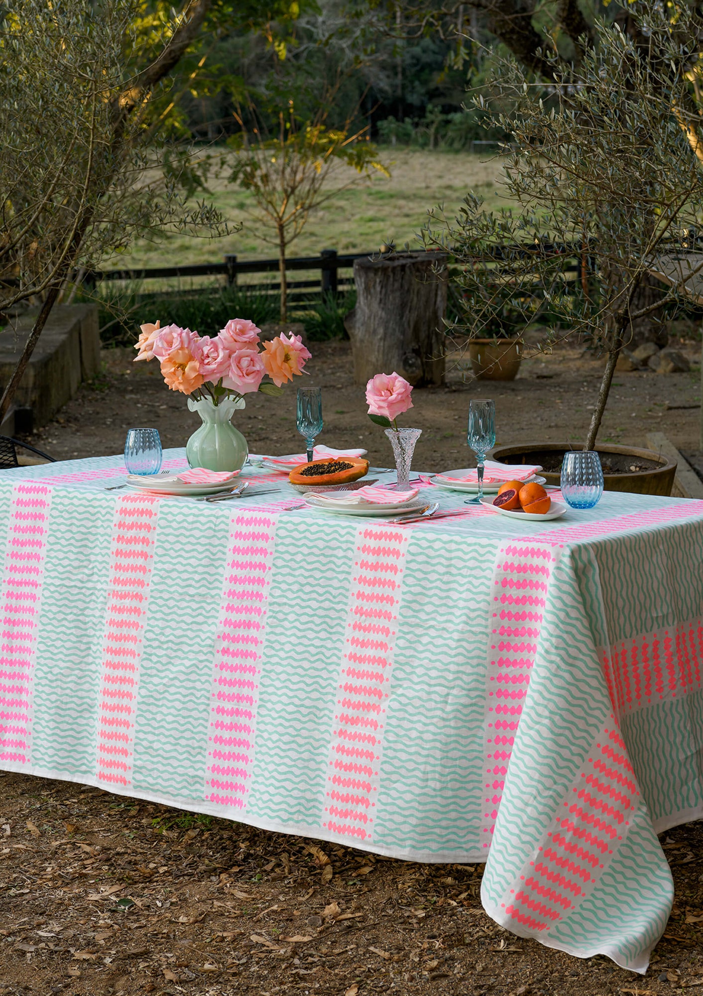 Barley Twist Aqua, Flamingo & Highlighter Pink145cm x 350cm